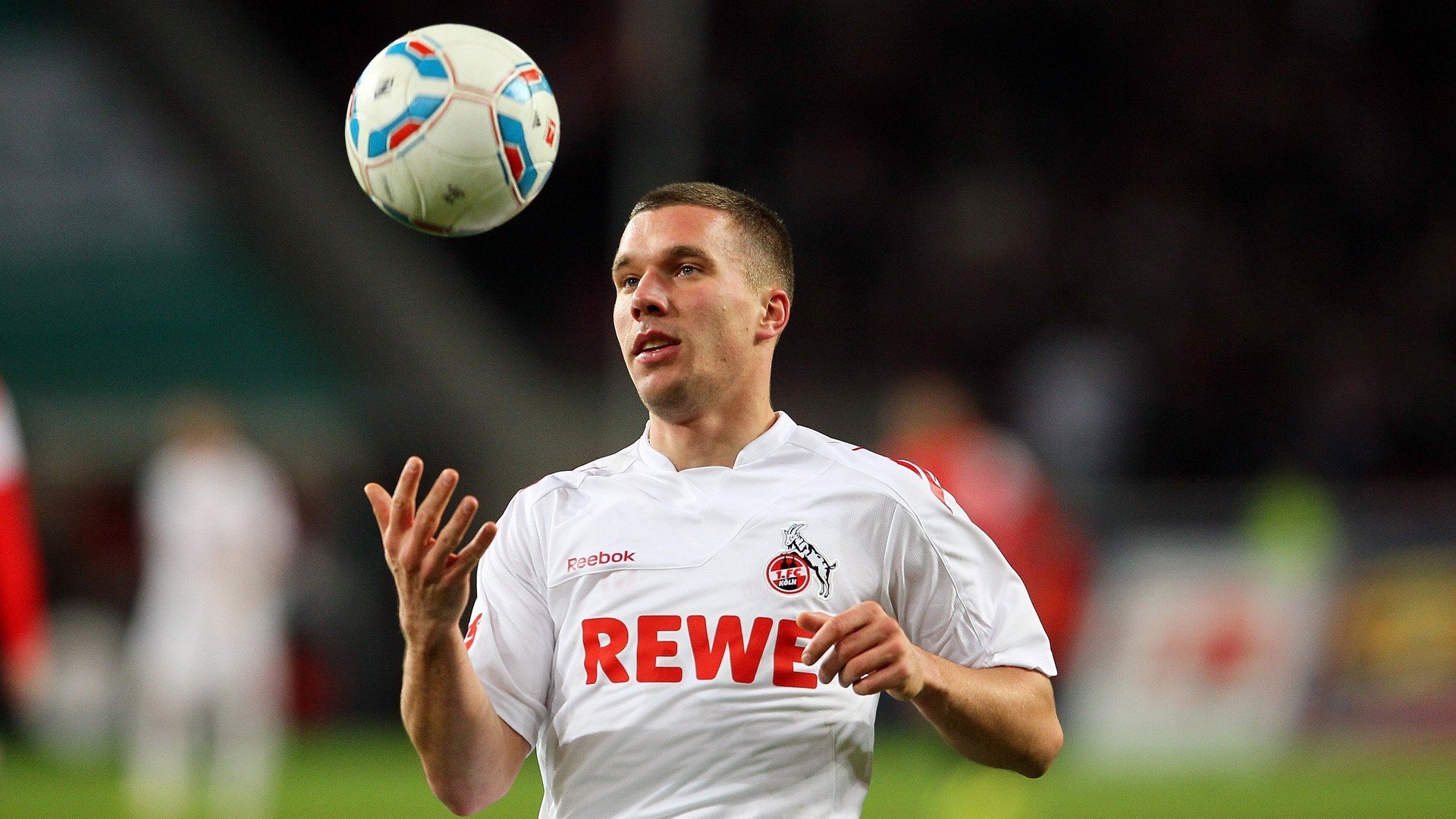 神锋破晓,本泽马欧冠终局之战,以全程高能铸就王冠