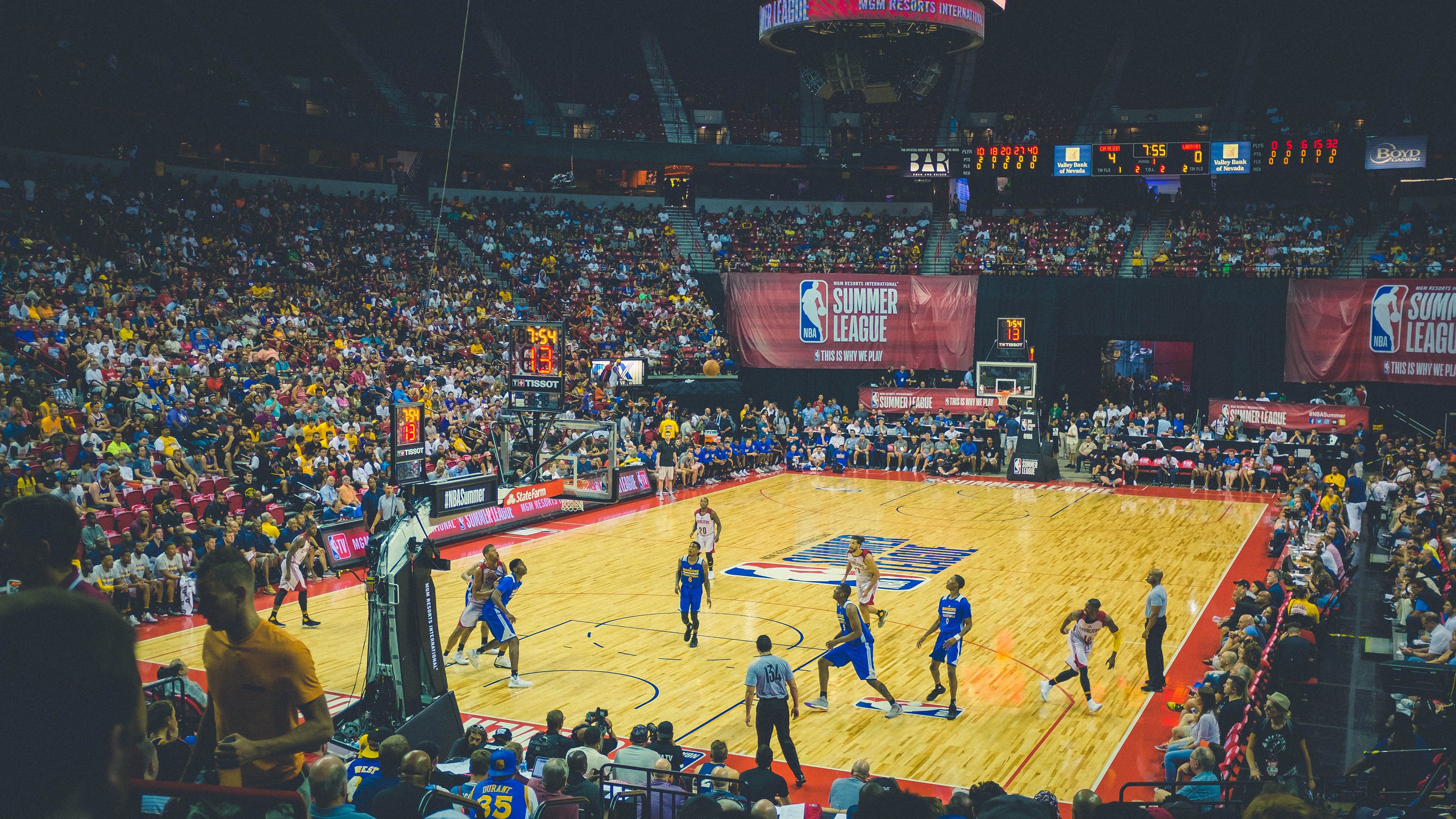 掘金斩落猛龙,范弗利特成为关键先生,一个小人物的史诗之夜